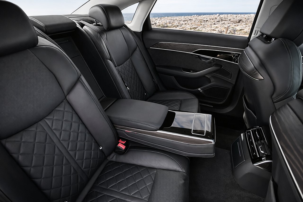 Audi A8 foto 6